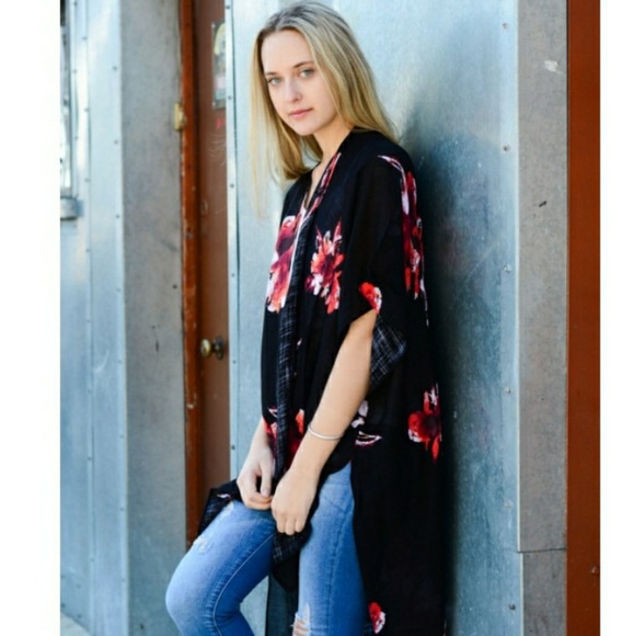 3 Left! Black Floral Print Kimono with Armholes - Picture 6 of 6
